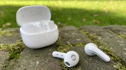 Xiaomi Buds 5 review: THE cheap AirPods 4 alternative?